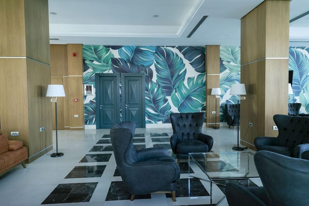 Prestige Resort Durres Qerret Bagian luar foto