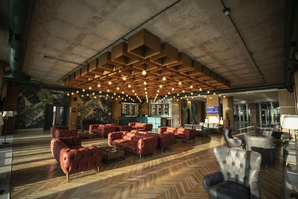 Prestige Resort Durres Qerret Bagian luar foto