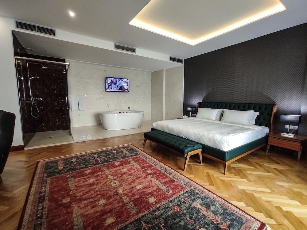 Prestige Resort Durres Qerret Bagian luar foto