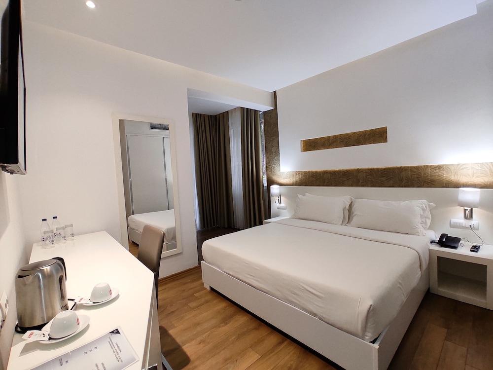 Prestige Resort Durres Qerret Bagian luar foto