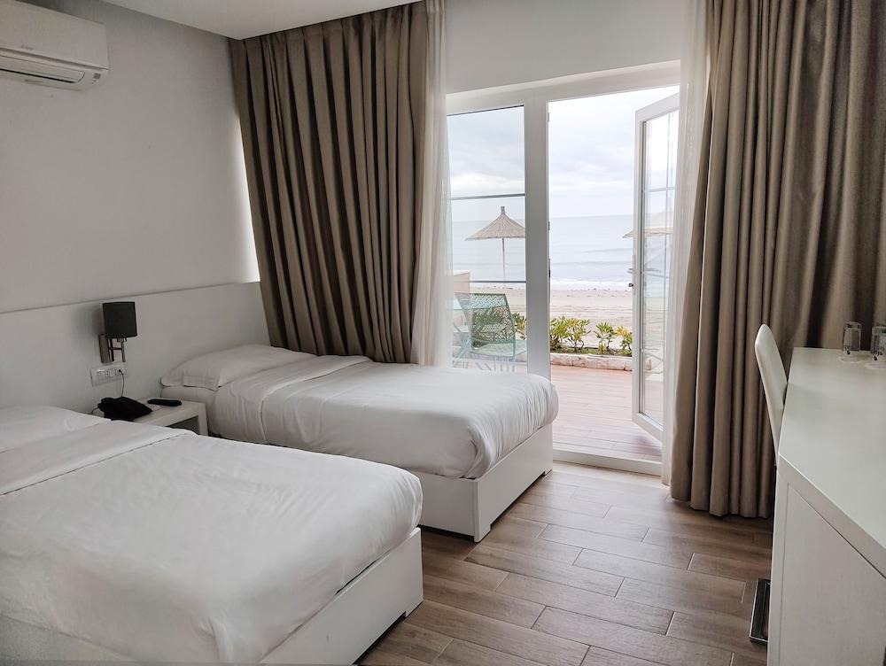 Prestige Resort Durres Qerret Bagian luar foto