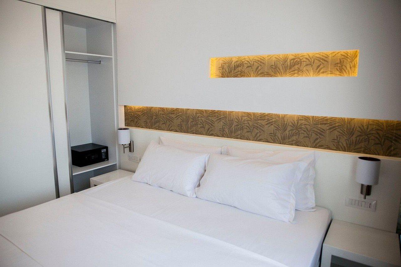 Prestige Resort Durres Qerret Bagian luar foto